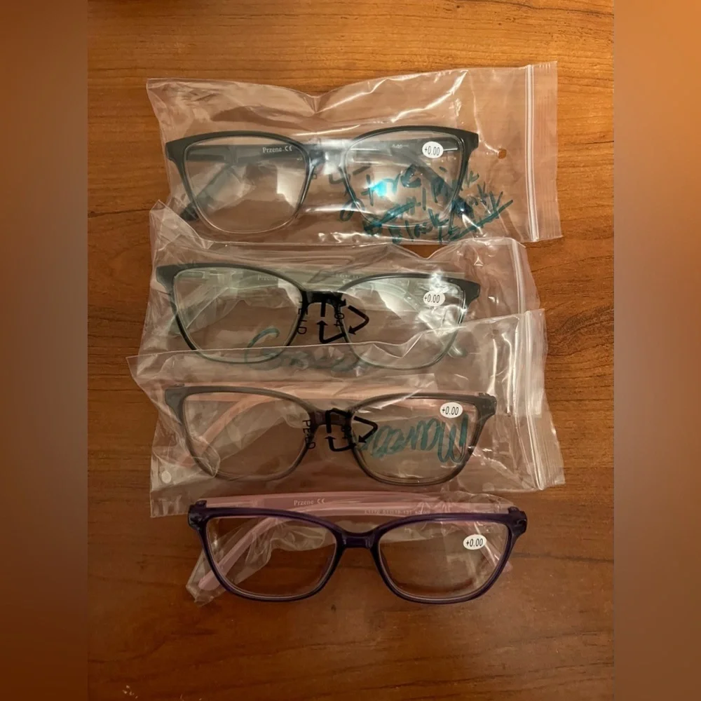Lot of Four Women’s Fashion Glasses at +0.00 Strength with Soft Cases NWOT